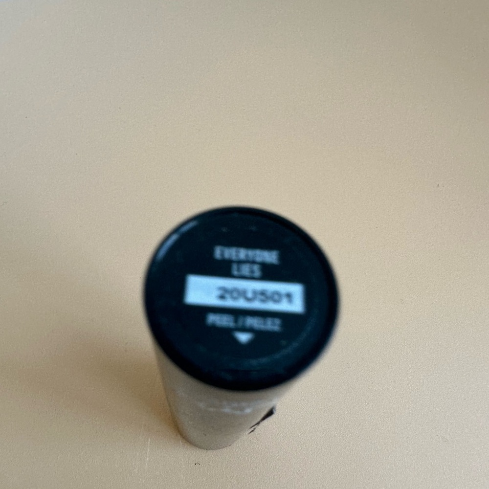 🩷5/$10 NYX Lipstick Everyone Lies - Picture 4 of 5